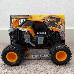 Monster Jam JCB Digatron 1:24 scale Diecast Monster Truck. NEW series 27 2026